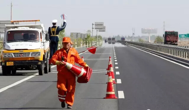 道路作業(yè)將有制性標志標線國標約束